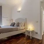 Apartament Guesthost - Fontana Di Trevi Design