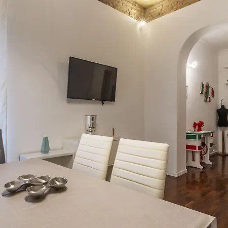 Appartement Guesthost - Fontana Di Trevi Design *